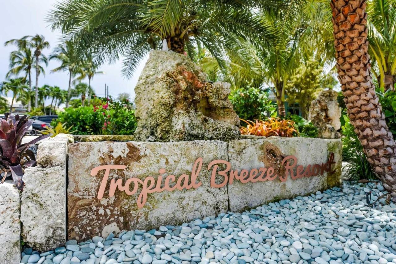 Tropical Breeze Resort Sarasota Ngoại thất bức ảnh