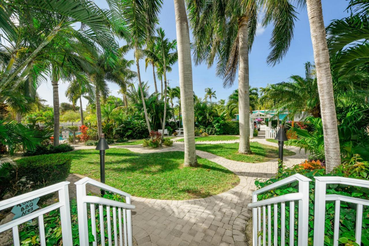 Tropical Breeze Resort Sarasota Ngoại thất bức ảnh